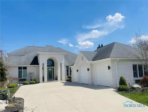 3145 Deep Water Ln, Maumee, OH 43537