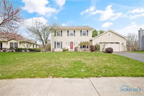 1605 Eaglecrest Rd, Perrysburg, OH 43551