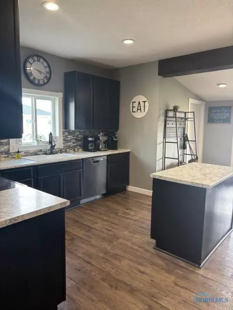 250 E Main St, Cairo, OH 45820 photo 5