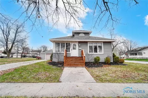 221 S Cherry St, Paulding, OH 45879