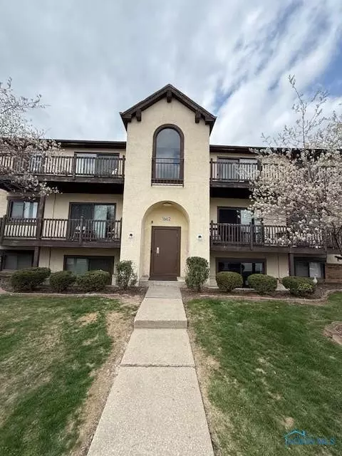 1662 Brownstone Blvd #332, Toledo, OH 43614