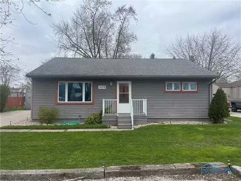 1699 Hopkins St, Defiance, OH 43512