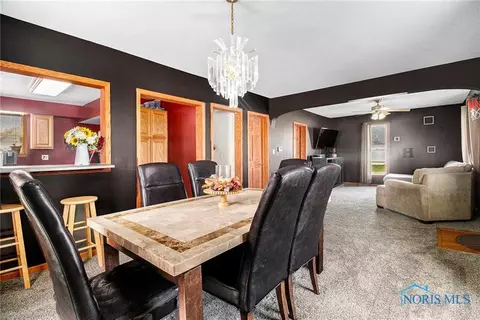 709 W Indiana St, Edon, OH 43518 photo 6
