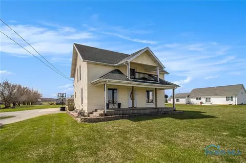 709 W Indiana St, Edon, OH 43518 photo 3