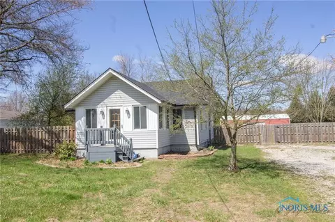 1652 County Road D, Swanton, OH 43558
