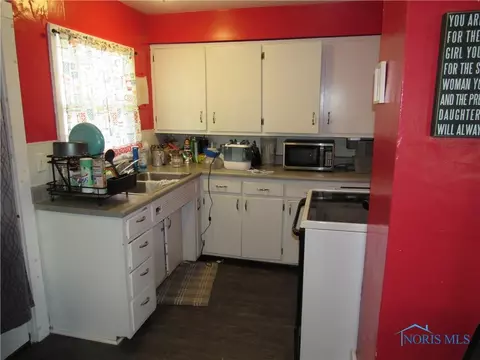 104 S Summit St, Edon, OH 43518 photo 14