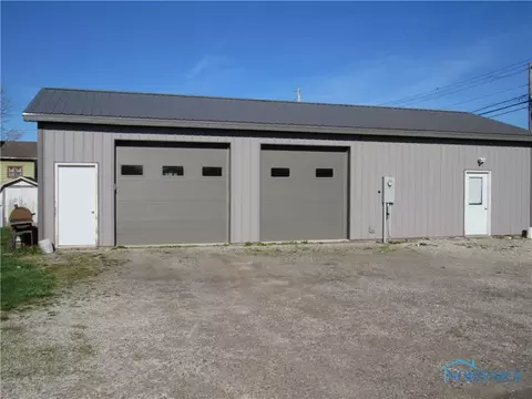 104 S Summit St, Edon, OH 43518 photo 10