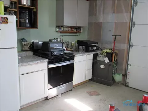 104 S Summit St, Edon, OH 43518 photo 33