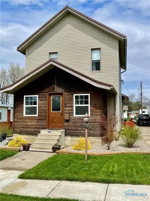 216 E Holland St, Archbold, OH 43502