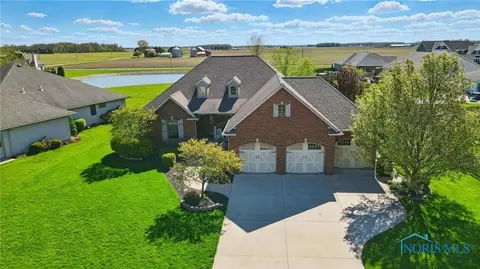 8395 Ash Ridge Ln, Findlay, OH 45840