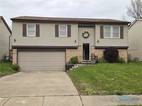 4416 Copper Creek Ln, Toledo, OH 43615
