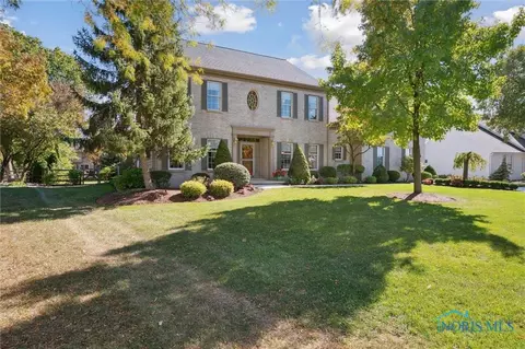 29042 Belmont Farm Rd, Perrysburg, OH 43551