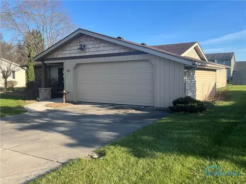 917 Wesley Ave, Bryan, OH 43506 photo 2