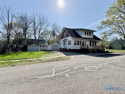 117 S Madison St, West Unity, OH 43570