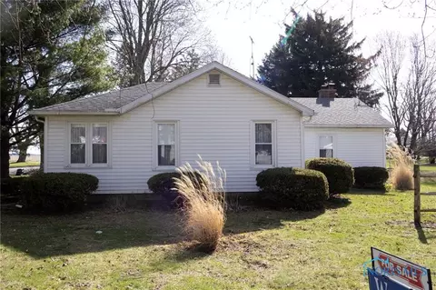 306 Lincoln St, Lyons, OH 43533 photo 3