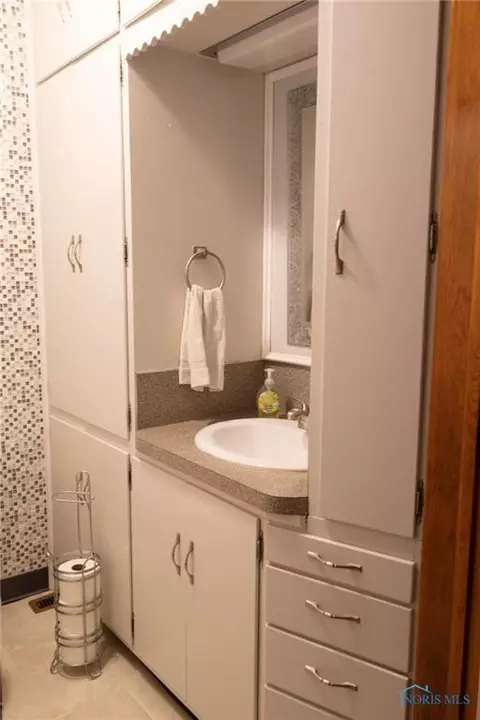 306 Lincoln St, Lyons, OH 43533 photo 15