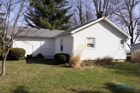306 Lincoln St, Lyons, OH 43533 photo 5