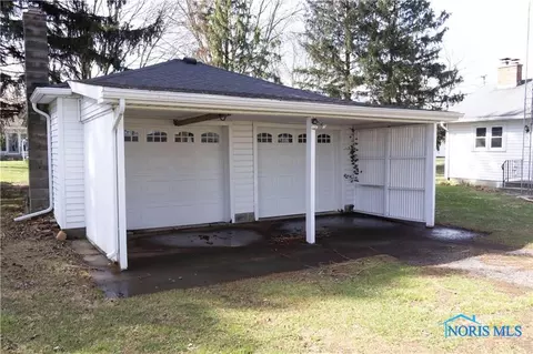 306 Lincoln St, Lyons, OH 43533 photo 8