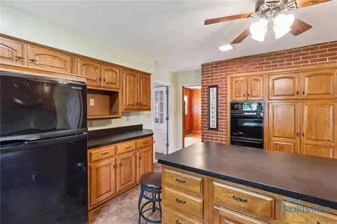 325 Park St, Bryan, OH 43506 photo 14