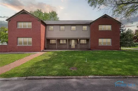 325 Park St, Bryan, OH 43506