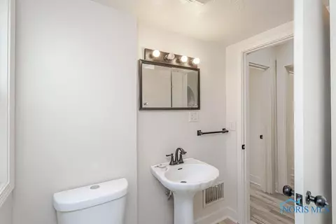 822 Wright Ave, Toledo, OH 43609 photo 22