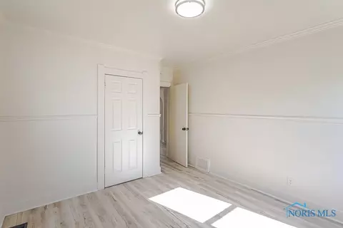 822 Wright Ave, Toledo, OH 43609 photo 18