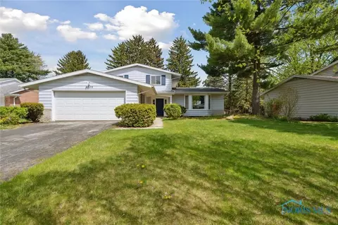 3736 Dewlawn Dr, Toledo, OH 43614