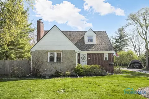 2517 Green Valley Dr, Toledo, OH 43614