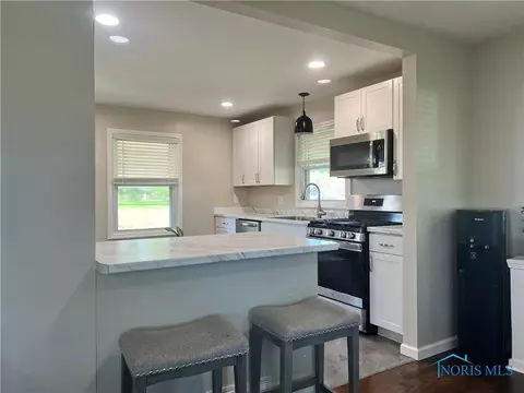 140 E Davis St, Tiffin, OH 44883 photo 6