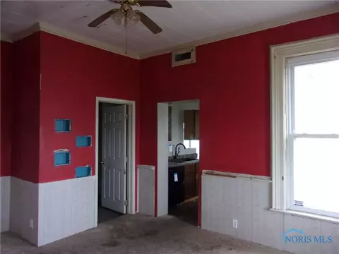 109 S Davis St, Forest, OH 45843 photo 5
