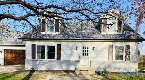 335 Hartman St, Woodville, OH 43469
