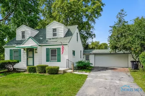 5121 Yermo Dr, Toledo, OH 43613