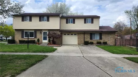 2620 Elmridge Rd, Toledo, OH 43613