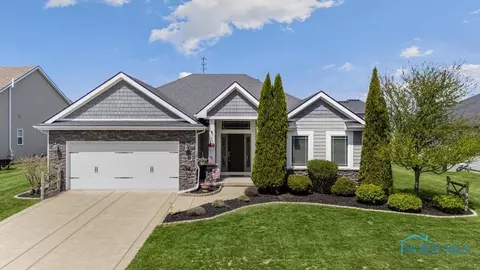 7704 Lonetree Ct, Maumee, OH 43537