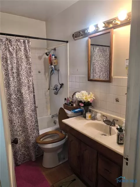 221 Everett St, Toledo, OH 43608 photo 6