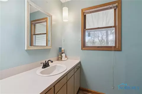 508 E Holmes St, Deshler, OH 43516 photo 28