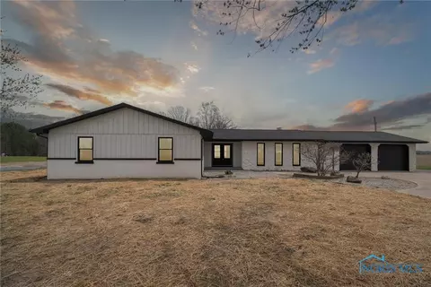 4548 State Route 576, Bryan, OH 43506