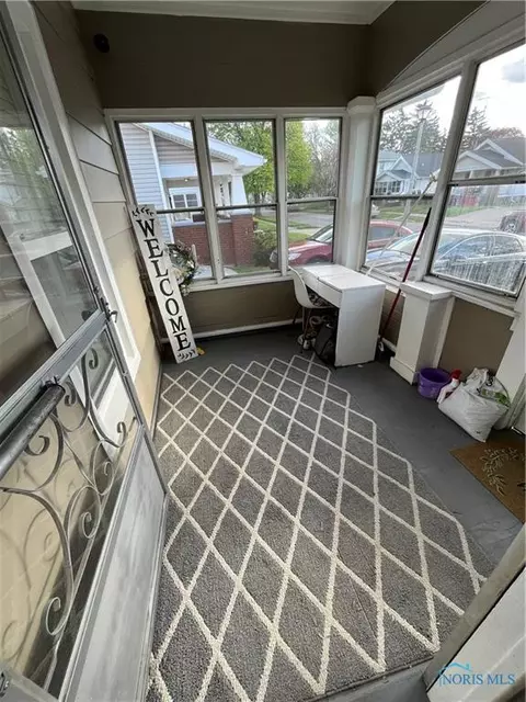 1720 Perth St, Toledo, OH 43607 photo 6