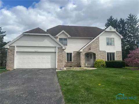 7657 Pope Run Ln, Sylvania, OH 43560
