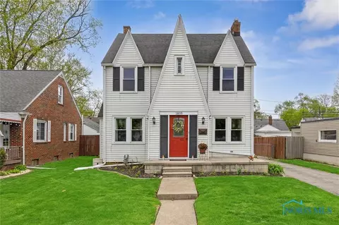 1805 Heatherdowns Blvd, Toledo, OH 43614