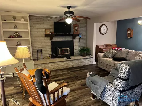 3870 S Eber Rd, Monclova, OH 43542 photo 13