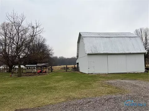 3870 S Eber Rd, Monclova, OH 43542 photo 8
