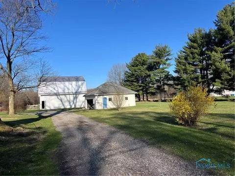 3870 S Eber Rd, Monclova, OH 43542 photo 6