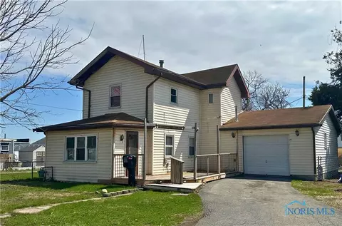 3212 134th St, Toledo, OH 43611