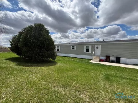 2001 S Defiance St #2, Archbold, OH 43502