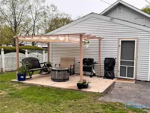 625 Noble Dr, Bryan, OH 43506 photo 3