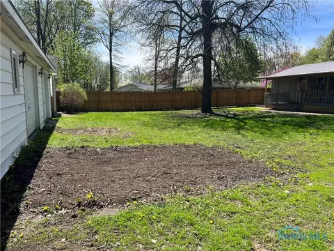 112 Oak Meadows Dr, Bryan, OH 43506 photo 28