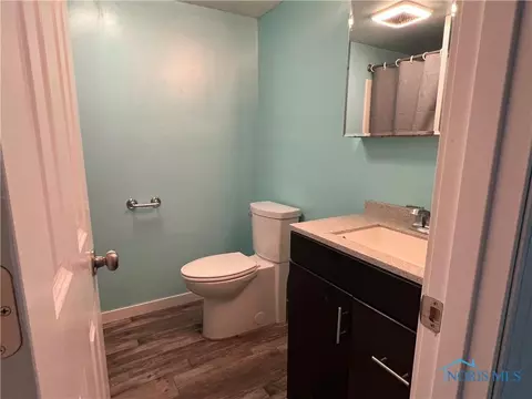 112 Oak Meadows Dr, Bryan, OH 43506 photo 14