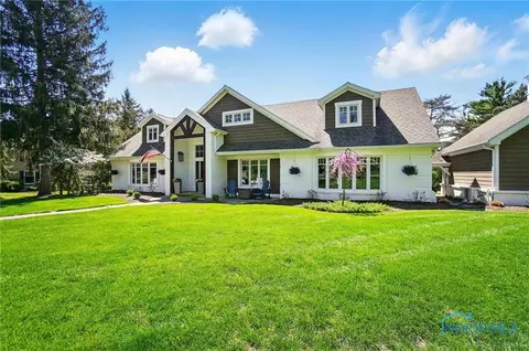 4357 Brookside Rd, Ottawa Hills, OH 43615 photo 2