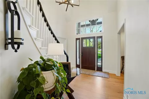 4357 Brookside Rd, Ottawa Hills, OH 43615 photo 4